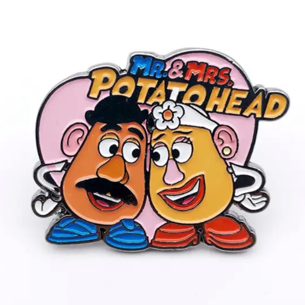 1 LEFT‼️ XL Toy Story Heart Brooch 90s Movies Potatohead Romantic Pixar Badge